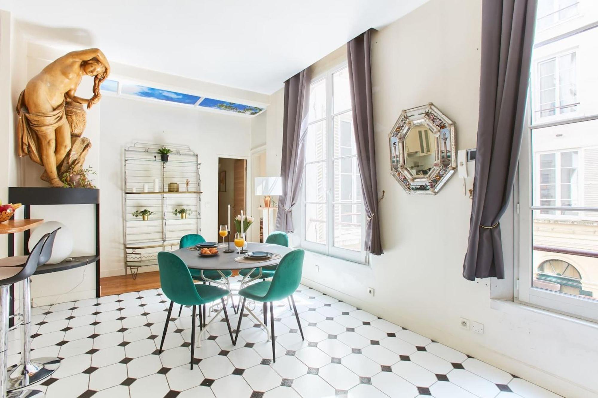 Madeleine & Palais Garnier - 2br - Cityapartmentstay Appartamento